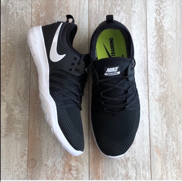 NWT Nike Trainers Black - Picture 4 of 8